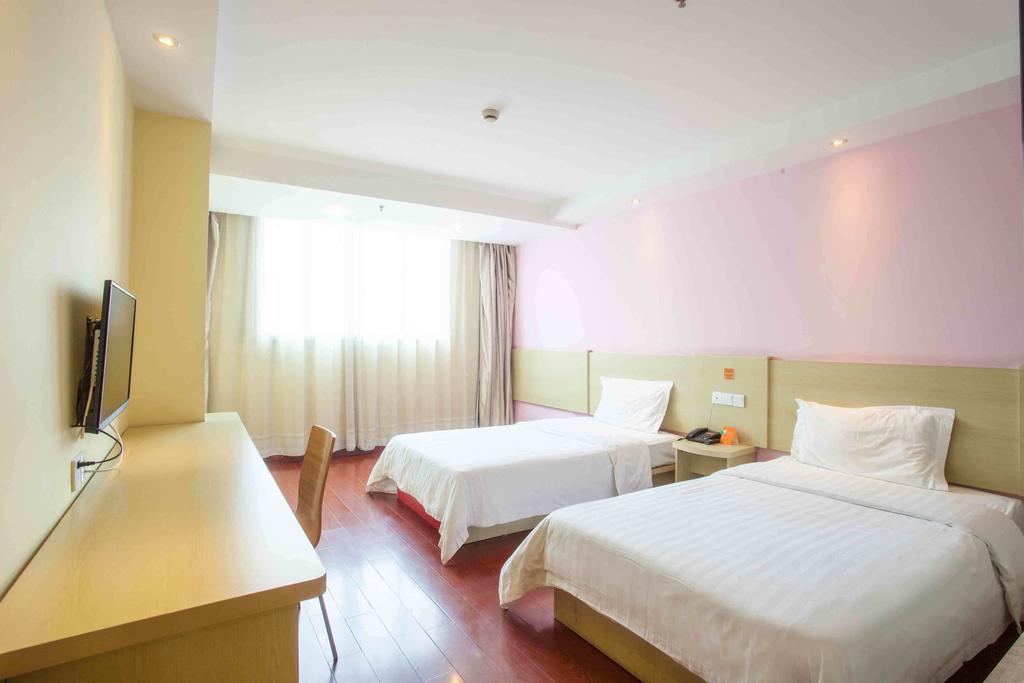 7Days Inn Dalian Heishijiao Software Park الغرفة الصورة